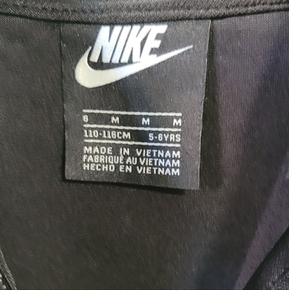 Nike Kids Black Jacket and Pants Set - Picture 3 of 5